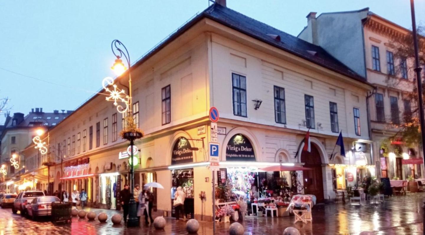 Budapestayz - Lonyay Studios Екстериор снимка